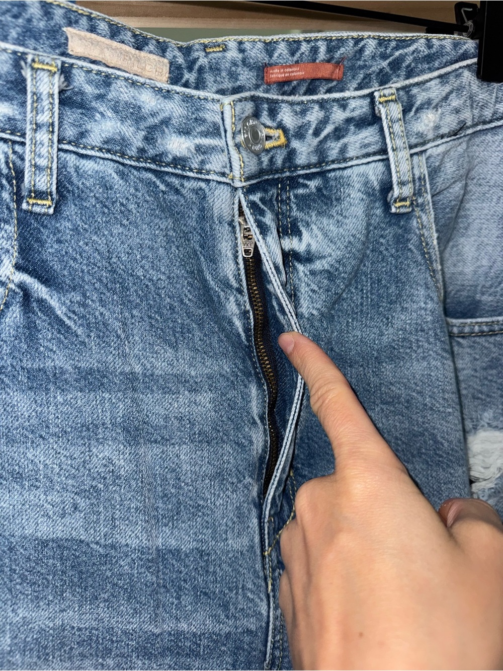 Anthropologie Pilcro Jeans size 31 - Picture 3 of 10